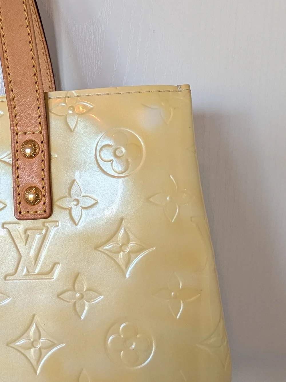 Louis Vuitton Monogram Vernis Small Tote in Pale Yellow